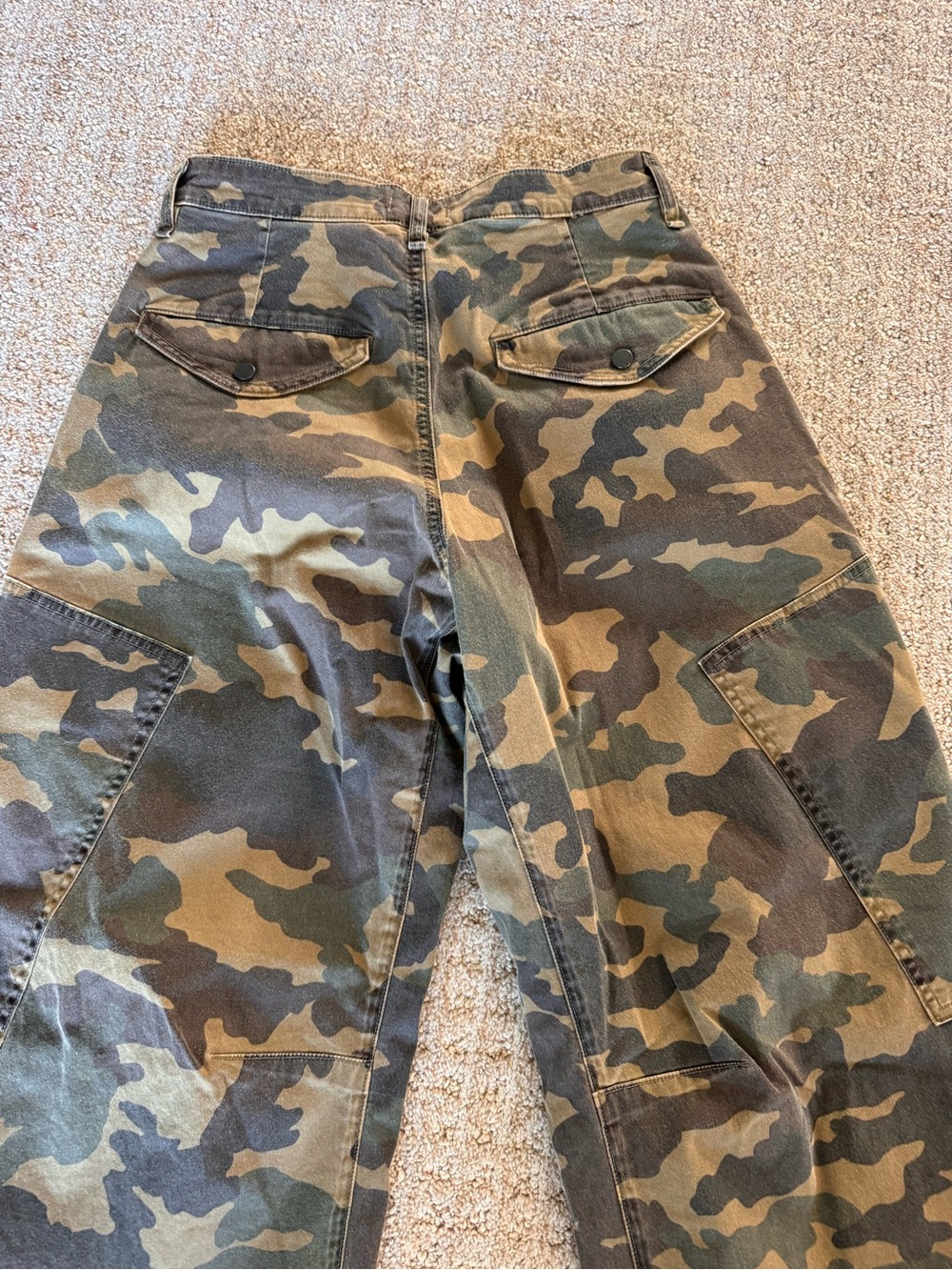 CITIZENS OF HUMANITY FLIGHT PANT IN CAMO SIZE 25 NWOT - Picture 7 of 11
